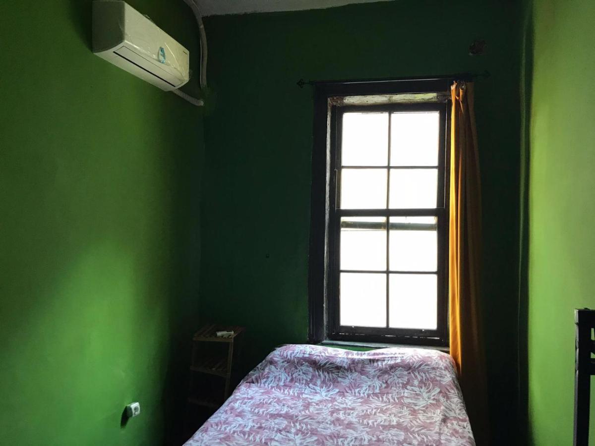 Titan House Vandrehjem Izmir Eksteriør billede